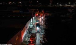 İzmir Buca’da mobilya atölyesi alevlere teslim oldu