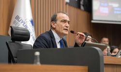 İzmir Büyükşehir Meclisi’nde gerginlik: AK Parti Grubu tepki topladı