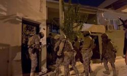 İzmir’de FETÖ’nün “güncel yapılanmasına” operasyon: 12 gözaltı