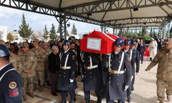 İzmir'de görevli Uzman Çavuş İsmail Karadağ yaşamına son verdi