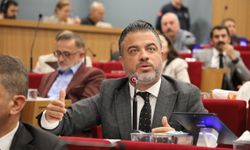 AK Partili Kocabaş'tan Büyükşehir'e: Yol yapamazken sizi kim engelledi acaba!