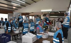 Menemen’de Ramazan sofraları 10 bin kişiye ulaşıyor