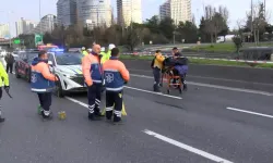 Komyonetinden inen şoföre önce otomobil ardından cip çarptı, sürücü öldü