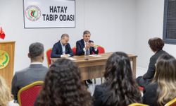 Başkan Tugay'dan güçlü dayanışma mesajı: "Türkiye Sağlıklı Kentler Birliği'ni Hatay'da toplayalım"