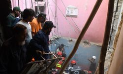 Üç katlı binada patlama! Çocukların da olduğu 16 kişi hayatını kaybetti