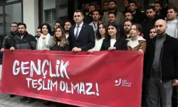 CHP İzmir Gençlik Kolları’ndan hükümetin yıldırma politikalarına tepki