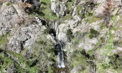 Yağışların ardından Sancaklı Şelalesi coştu