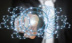 Yapay zeka iş dünyasını dönüştürüyor: Hibrit roller öne çıkıyor