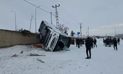 SON DAKİKA | Yolcu otobüsü devrildi 16 kişi yaralandı