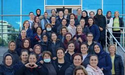 Yunusemreli kadınlara yüzme desteği: Kış dönemi kursları sürüyor