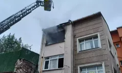 İki katlı binada yangın çıktı: 1 kişi öldü, 5 kişi yaralandı