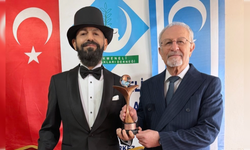 Akif Manaf’a "Barış ve İnsan Hakları Ödülü" verildi