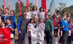 Aliağalı öğrenciler oryantiring yarışmasında zirvede