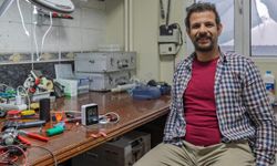 Asperger sendromlu yüksek mühendis, Eşrefpaşa Hastanesi’nde göreve başladı