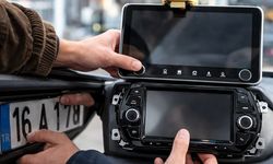 Bakan Çiftçi'den 'APP plaka ve multimedyalı araç' açıklaması: 1 Nisan'a kadar söktürün!