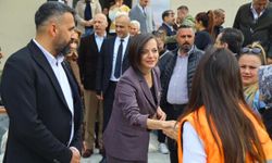 Başkan Kınay, personelin bayramını kutladı: "Her emeğiniz Karabağlar'a değer katıyor"