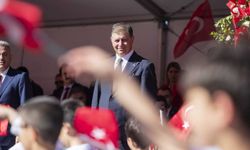 Başkan Tugay’dan 18 Mart mesajı: "Tarihe sığmayan bir direnişin zaferi"