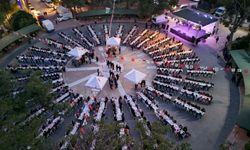 Bornova’da Kadir Gecesi’nde dev buluşma: 2 bin 500 kişi aynı sofrada