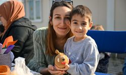Bornovalı minikler "Çim Adam Atölyesi"nde buluştu