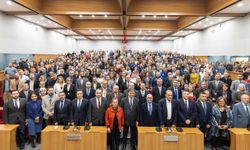 Büyükşehir’de bayram buluşması: "İzmir’i birlikte büyüten büyük bir aileyiz"