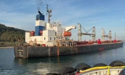 Çanakkale Boğazı’nda korkutan arıza: 51 bin ton tahıl yüklü dev gemi karaya oturdu