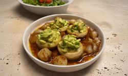 Cumhurbaşkanı Erdoğan TBMM iftar menüsü: Karamelize soğanlı avokado favalı enginar nasıl yapılır?