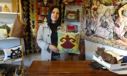 Depremzede kadın zanaatkârlar Hatay’da üretime yeniden başladı