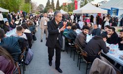 Ege Üniversitesi’nde binlerce kişilik iftar buluşması