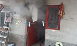 Evde çıkan yangın felakete dönüştü: 60 yaşındaki kadın hayatını kaybetti!