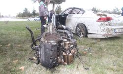 Feci kaza: Otomobil kavşakta devrildi, ortalık savaş alanına döndü