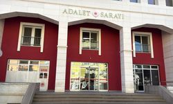 Felsefe öğretmeni Atatürk’e hakaret iddiasıyla tutuklandı