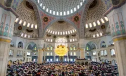 İstanbul, Ankara, İzmir… 20 Mart 2026 Ramazan Bayramı namazı saat kaçta kılınacak?