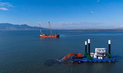 İzmir Körfezi'nde 1 milyon ton dip çamuru çıkarıldı