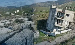 İzmir’de depolama sahası çevresinde risk büyüyor: 14 ev yıkıldı