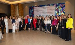 İzmir’de "Güçlü Kadınlar, Güçlü Yarınlar" buluşması