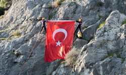 Kadın sporcular Gelin Uçtu Kanyonu’nu geçti