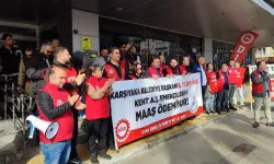 Karşıyaka Belediyesi işçilerinden 7 aydır ödenmeyen maaşlara tepki