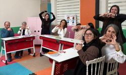 Menderes'te down sendromlu bireylerle farkındalık etkinliği