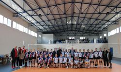 Ödemiş’te Bahar Şenlikleri coşkusu: Binlerce öğrenci sporla buluştu