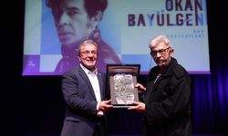 Okan Bayülgen Dokuz Eylül Üniversitesi’nde öğrencilerle buluştu