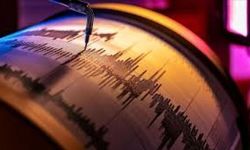 Art arda iki deprem... AFAD ilk verileri açıkladı