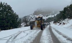 Spil Dağı’nda kar mesaisi