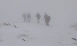 Zaman daralıyor... Kayıp dağcı için ekipler seferber oldu