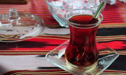 Çayda fiyat uçurumu: 15 TL’den 150 TL’ye aynı bardak