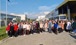 Manisa'da tekstil işçileri hakları için eylem yaptı