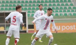 Altınordu küme düşen Kepez'i yenip ligde kalmak istiyor