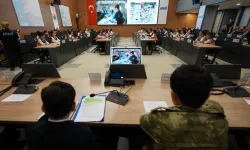 İzmir'de 23 Nisan, deprem tatbikatıyla kutlandı