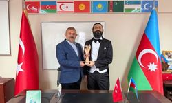 Akif Manaf’a İSTAD’dan Diyalog ve Barış Ödülü verildi