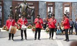 Atatürk’ün Aliağa’ya gelişi, Açık Hava Galerisi’nde kutlandı