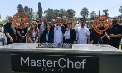 Başkan Cemil Tugay şeflerle Kültürpark’ta lezzet turuna çıktı